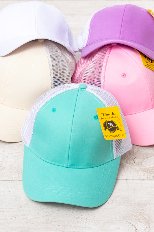 Кепка жіноча